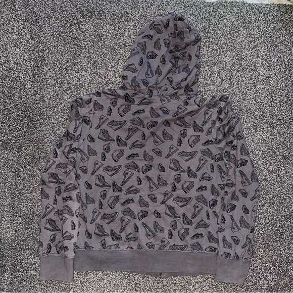 Sweet Child Zip Up Hoodie Sweatshirt Grey Sneaker Print Size XL - Picture 2 of 10